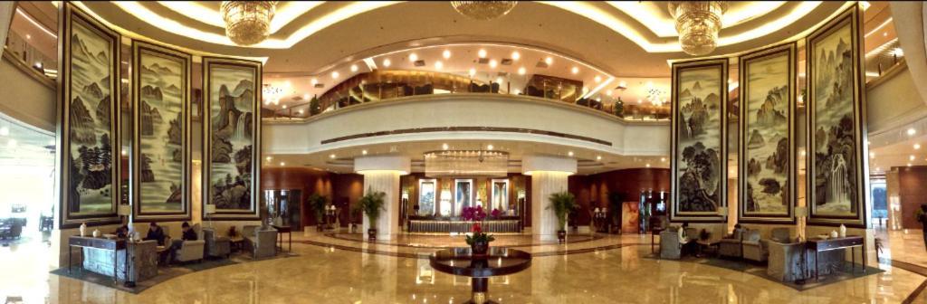 Shenyang Rayfont International Hotel Exterior photo