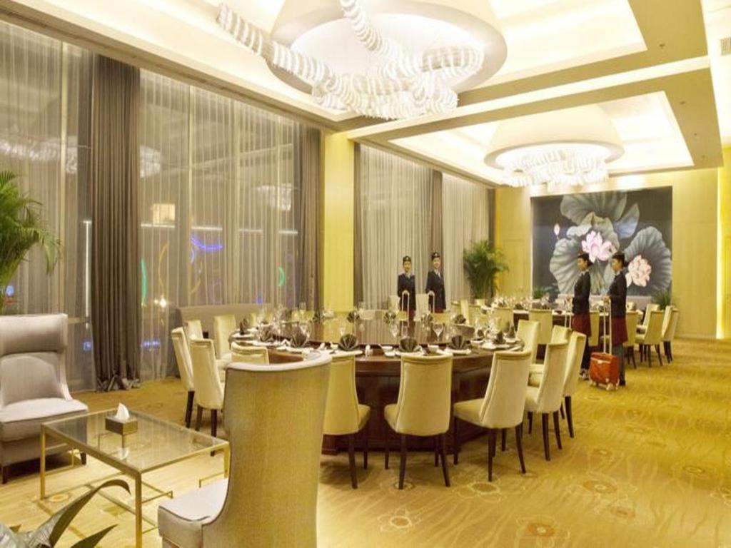 Shenyang Rayfont International Hotel Exterior photo