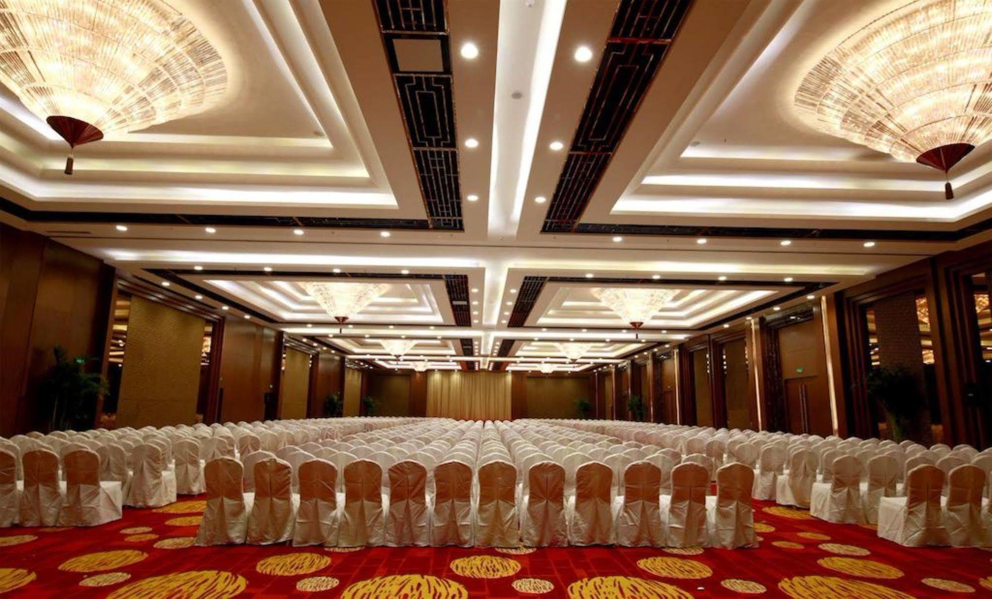 Shenyang Rayfont International Hotel Exterior photo